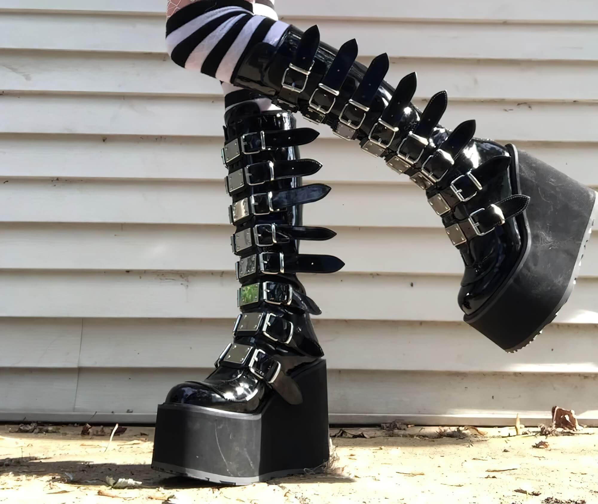 Trendy Platform Boots - Combination Tips Guide