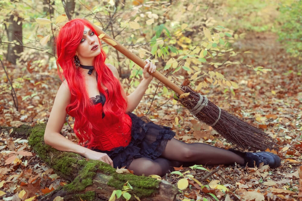 Stylish-Corsets-Fashion-Halloween-Costume-Accent