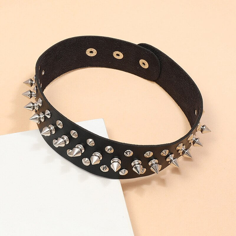 Aesthetic Black PU Leather Choker with Spikes / Goth Accessories for Women and Men - HARD'N'HEAVY