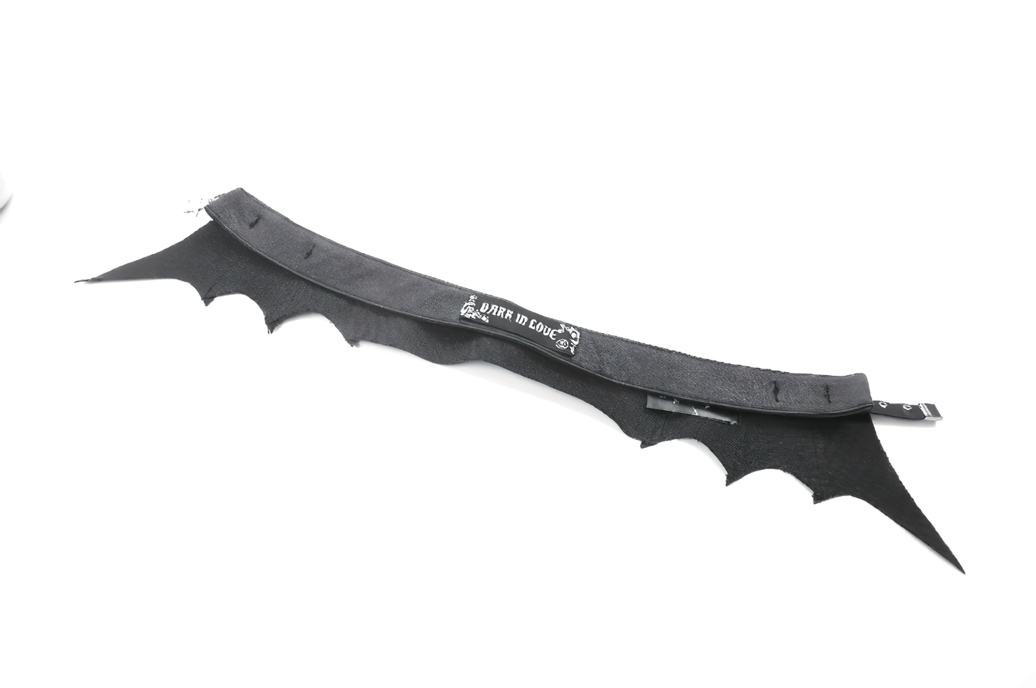 Gothic bat wing faux leather choker collar with star charm, perfect for punk and cosplay styles.