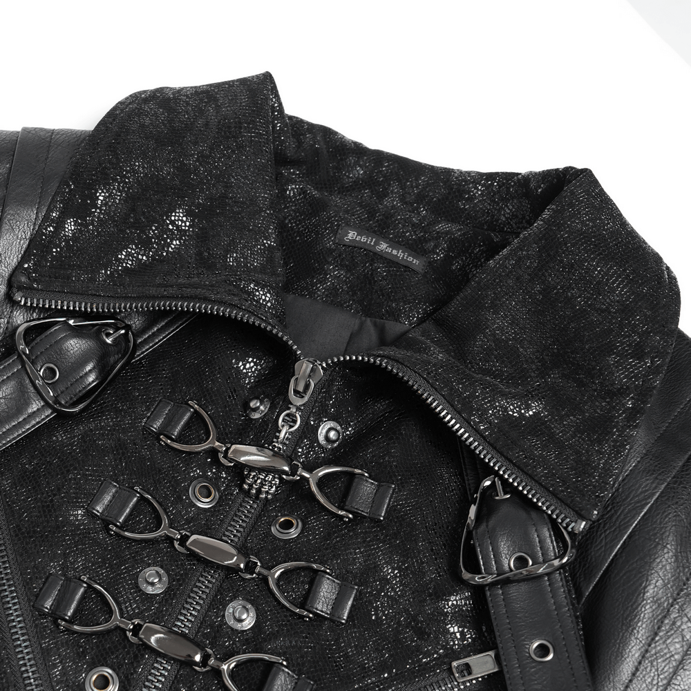 Chaqueta Negra de Motociclista con Hebillas y Detalles de Cuero
