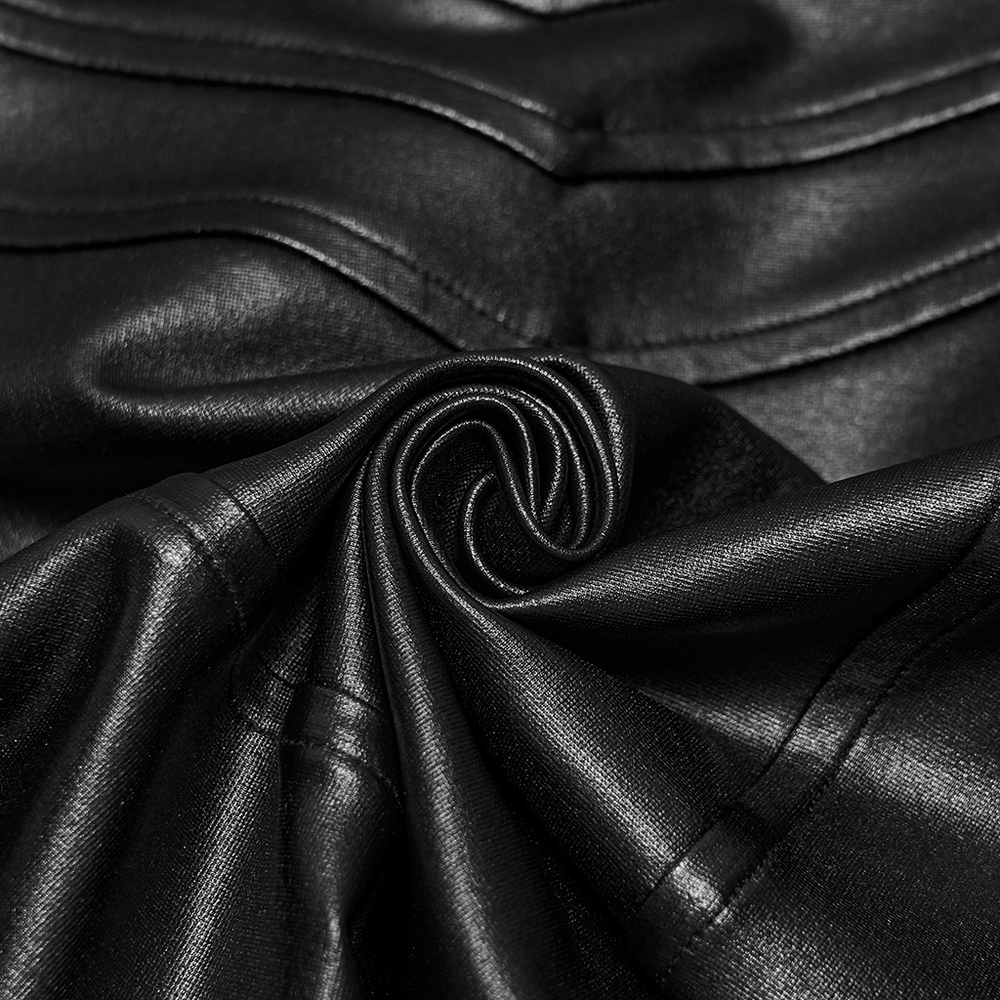Schwarze Cyberpunk-Jacke mit geformten Knochenschulterspitzen