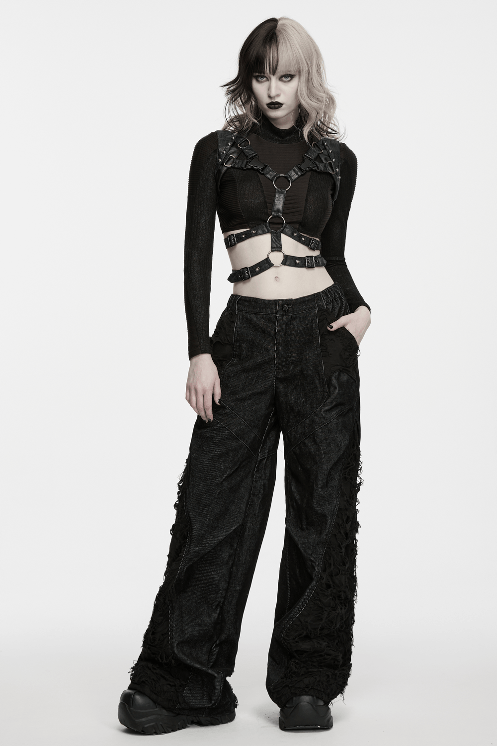 Harnais punk noir en similicuir avec détails métalliques