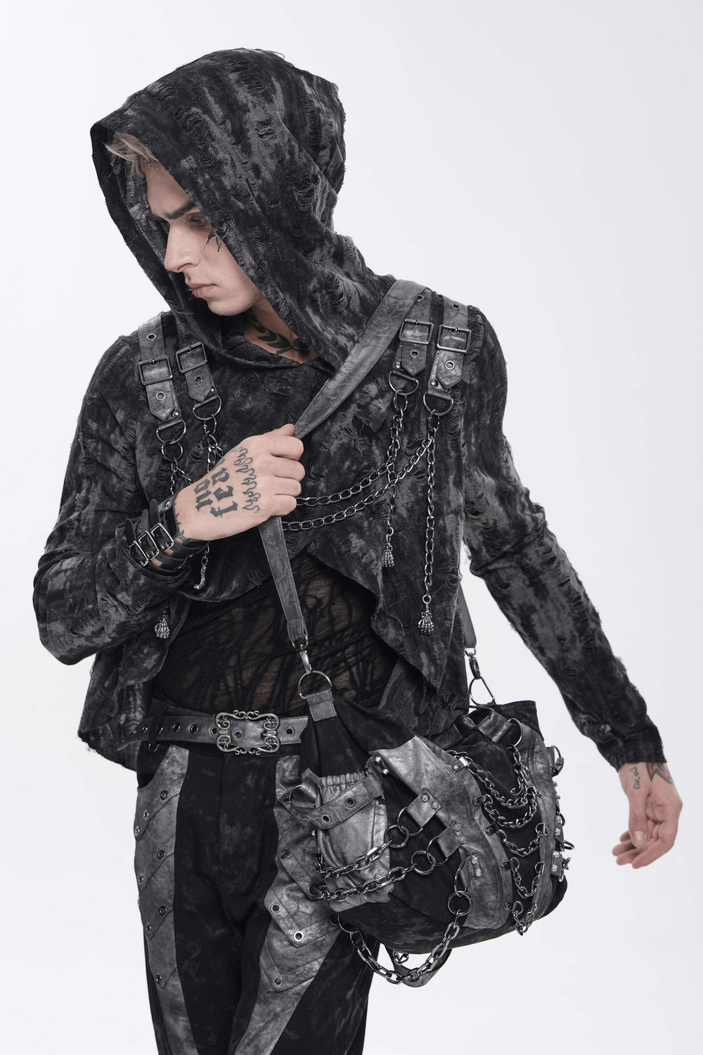 ブラックゴシックフード付きメッシュトップ（チェーンディテール付き）