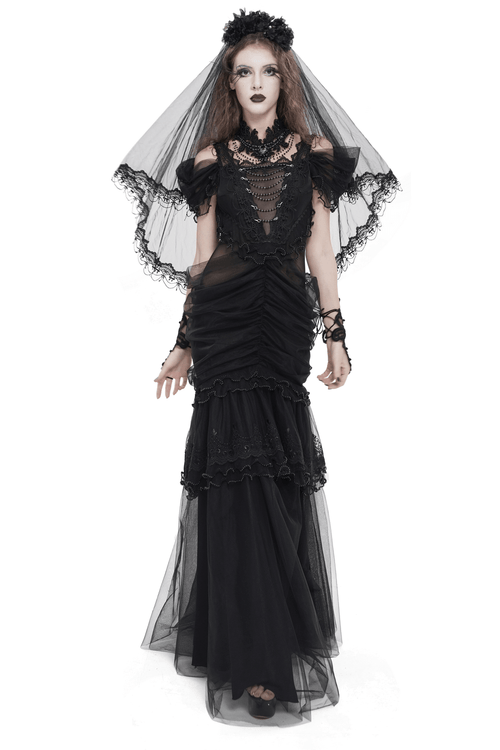 Robe noire gothique à lacets avec tulle à volants et roses
