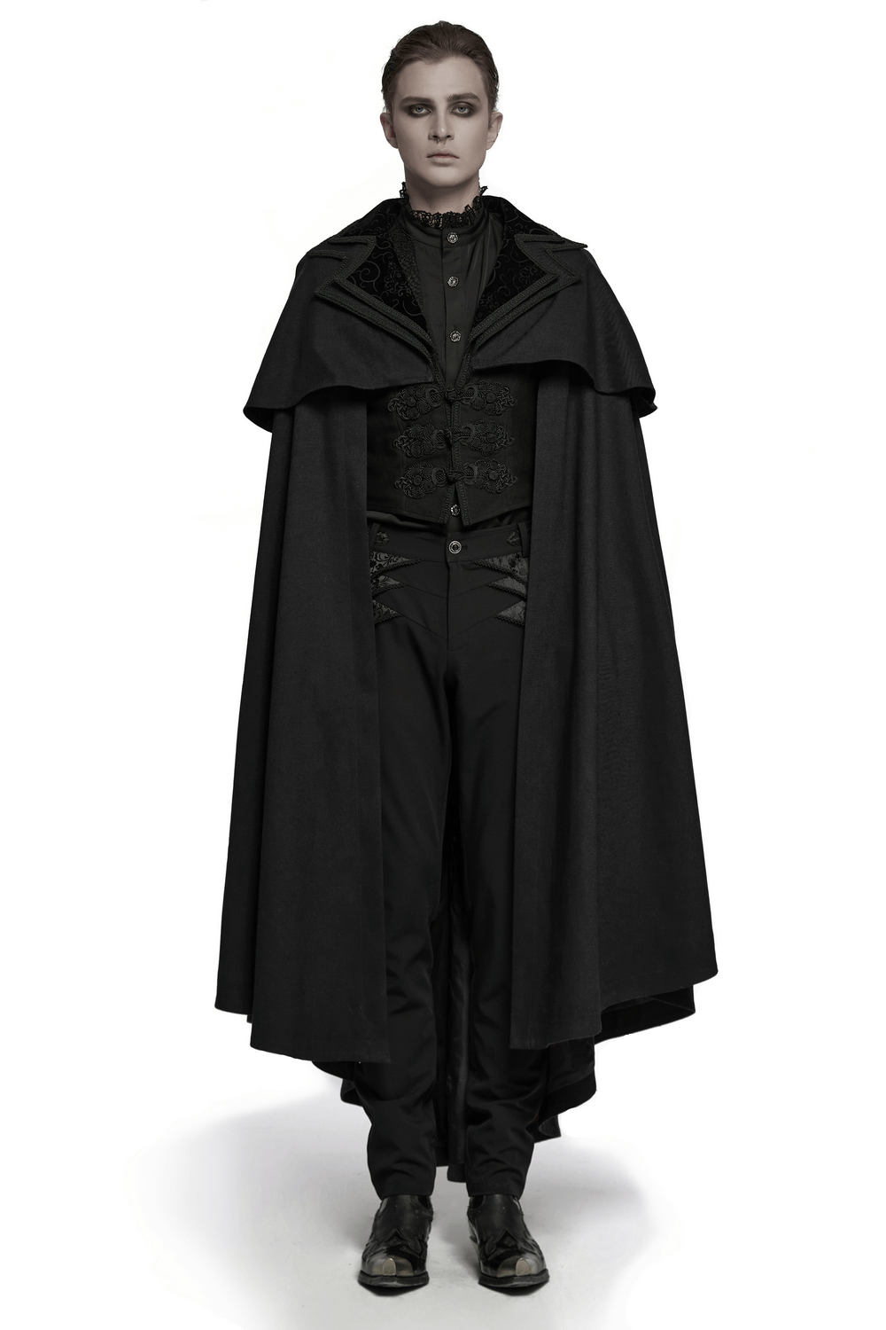 Stylish black gothic vampire cloak with double-layered collar, perfect for cosplay and Victorian gothic looks.
