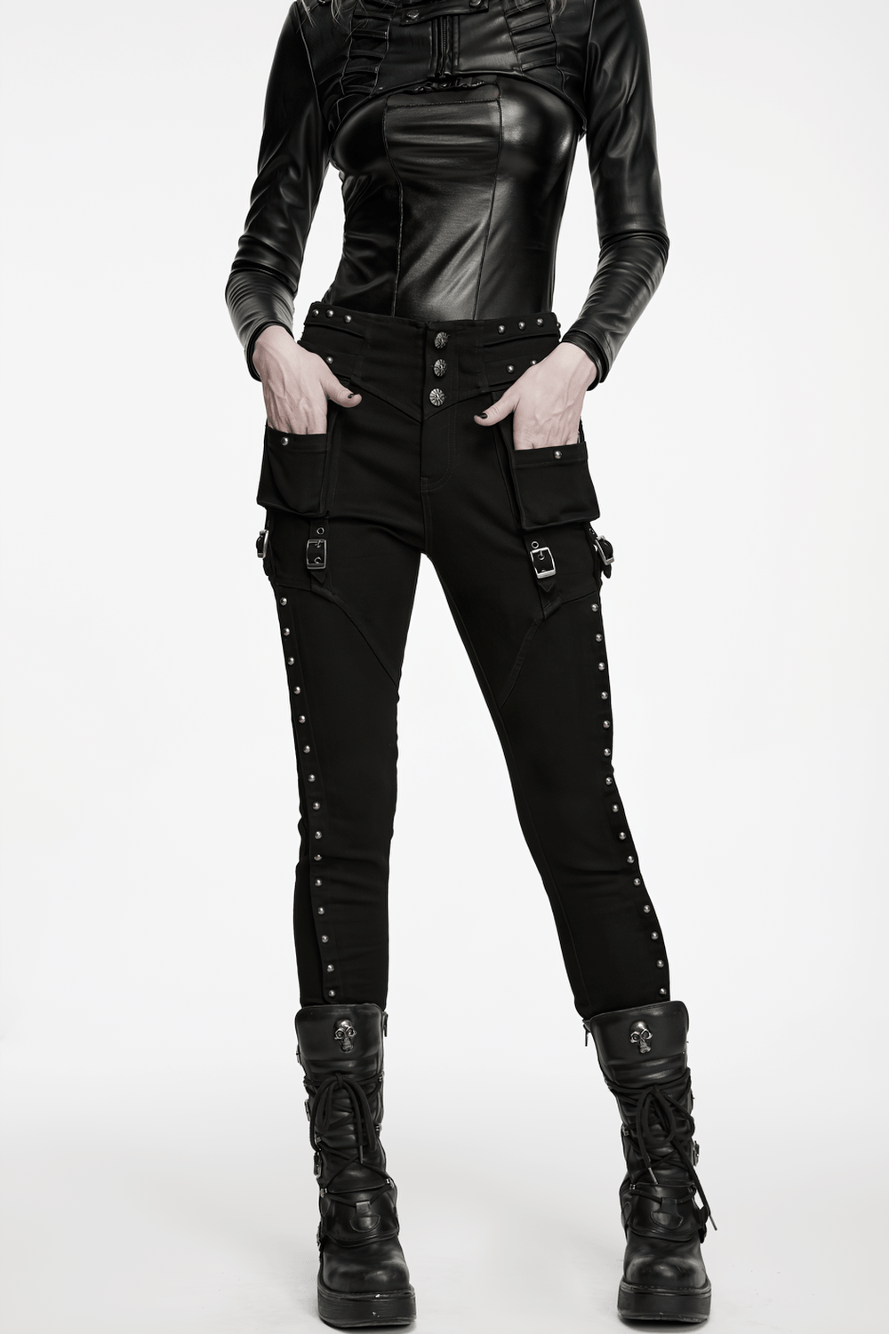 Pantalones Slim Negros Punk con Bolsillos Cargo Tachonados