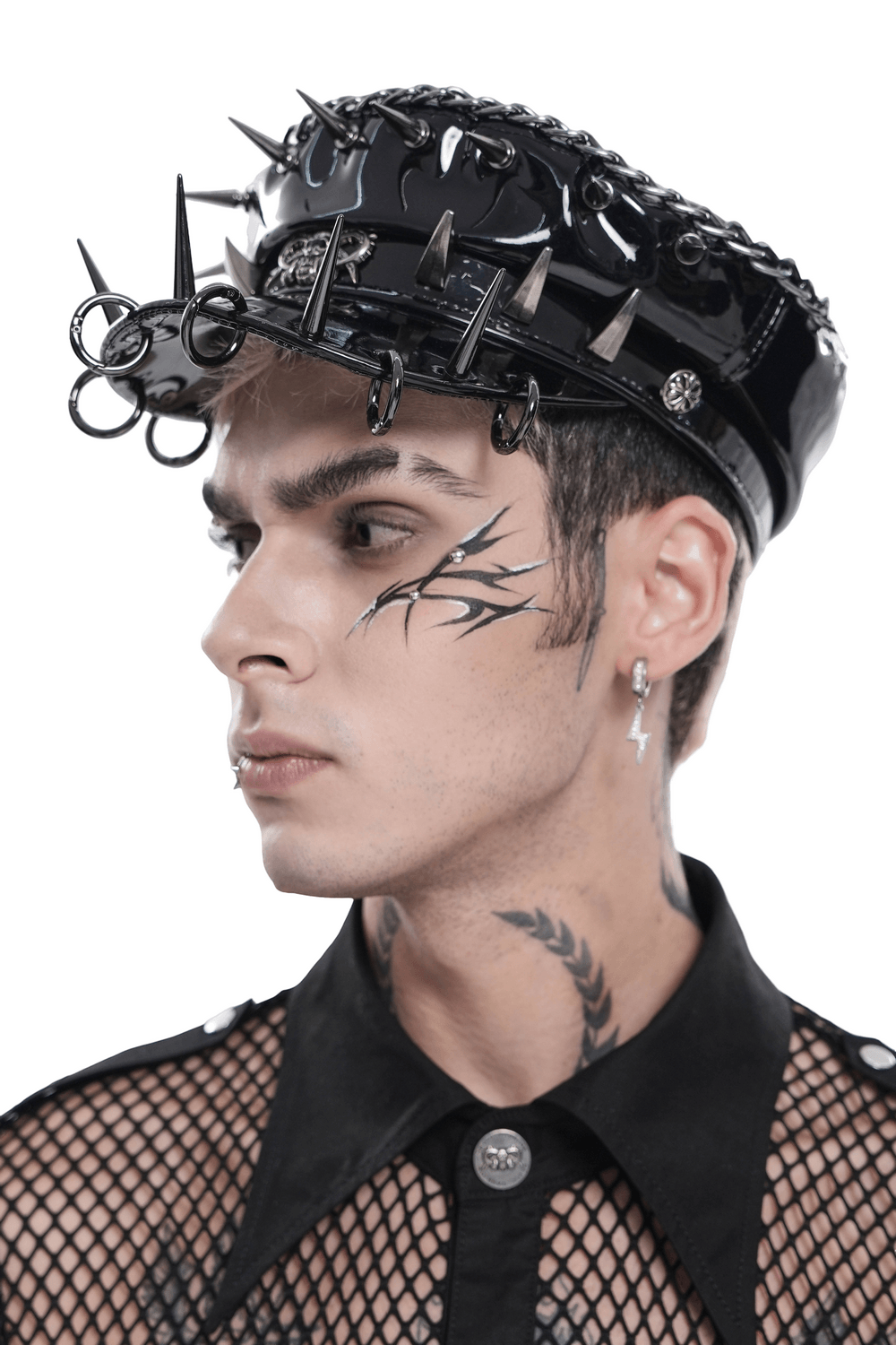 Béret Punk Noir à Pointes avec Chaîne et Anneaux
