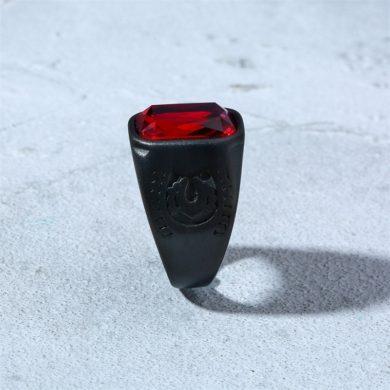 Black Stainless Steel Ring With Red Jewelry Glass / Cool Men's And Women's Finger Accessories - HARD'N'HEAVY