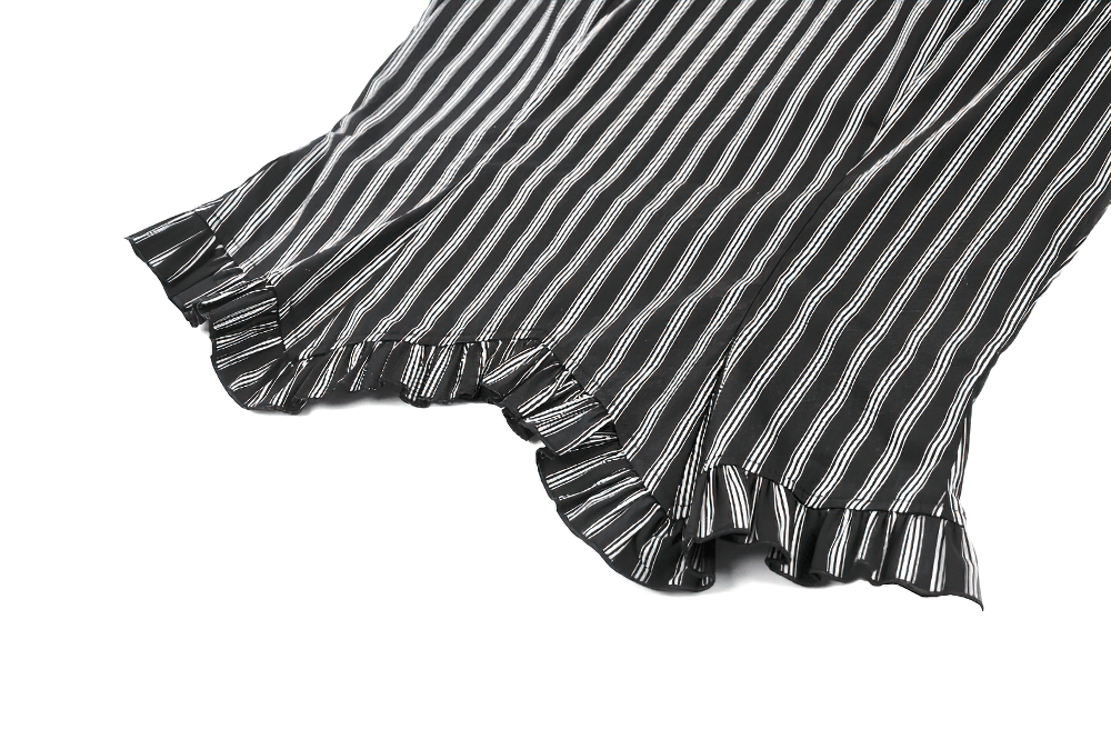 Schwarze gestreifte Gothic-Bluse mit Rüschenärmeln