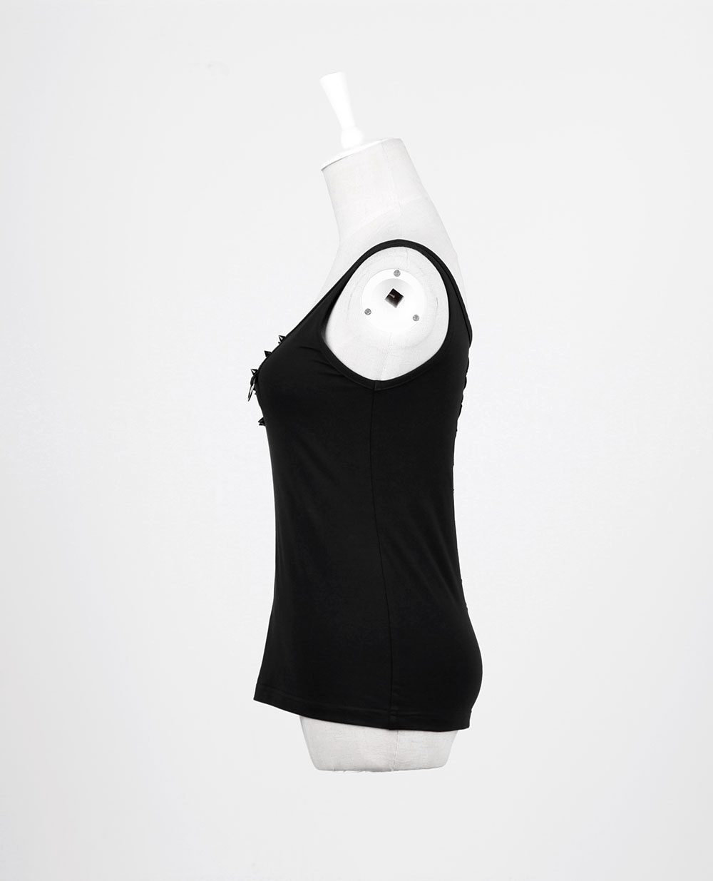 Stylish black tank top with cutout back and ring detail, perfect for edgy summer fashion.