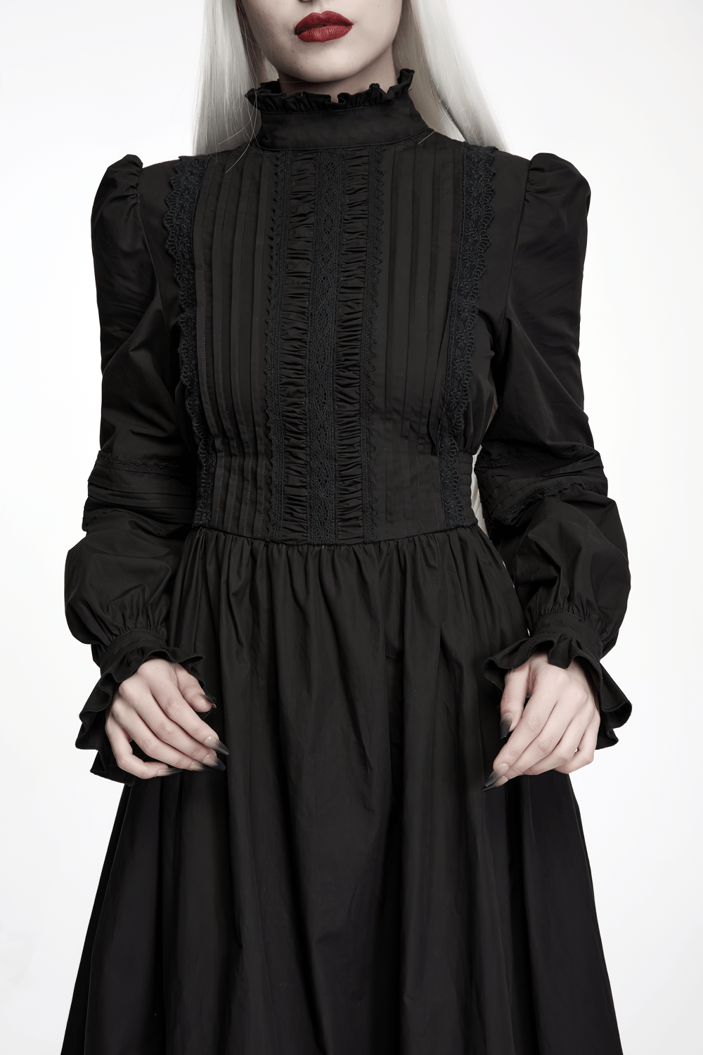 Robe midi gothique victorienne noire avec ourlet à volants