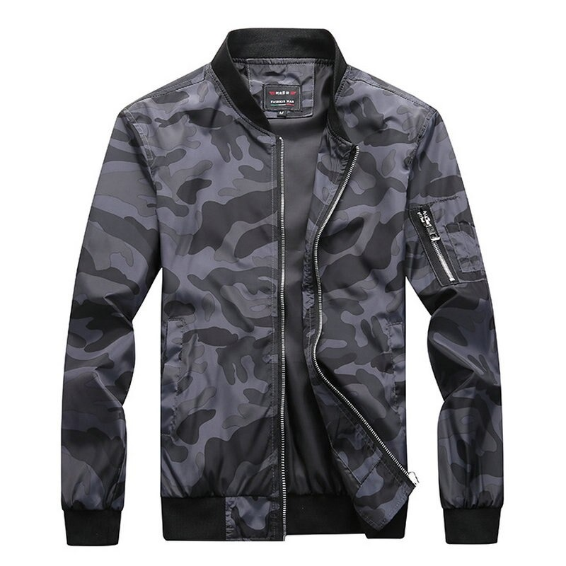 Stylish men's camouflage bomber jacket with pockets and zipper, perfect for trendy fashion and casual outfits.