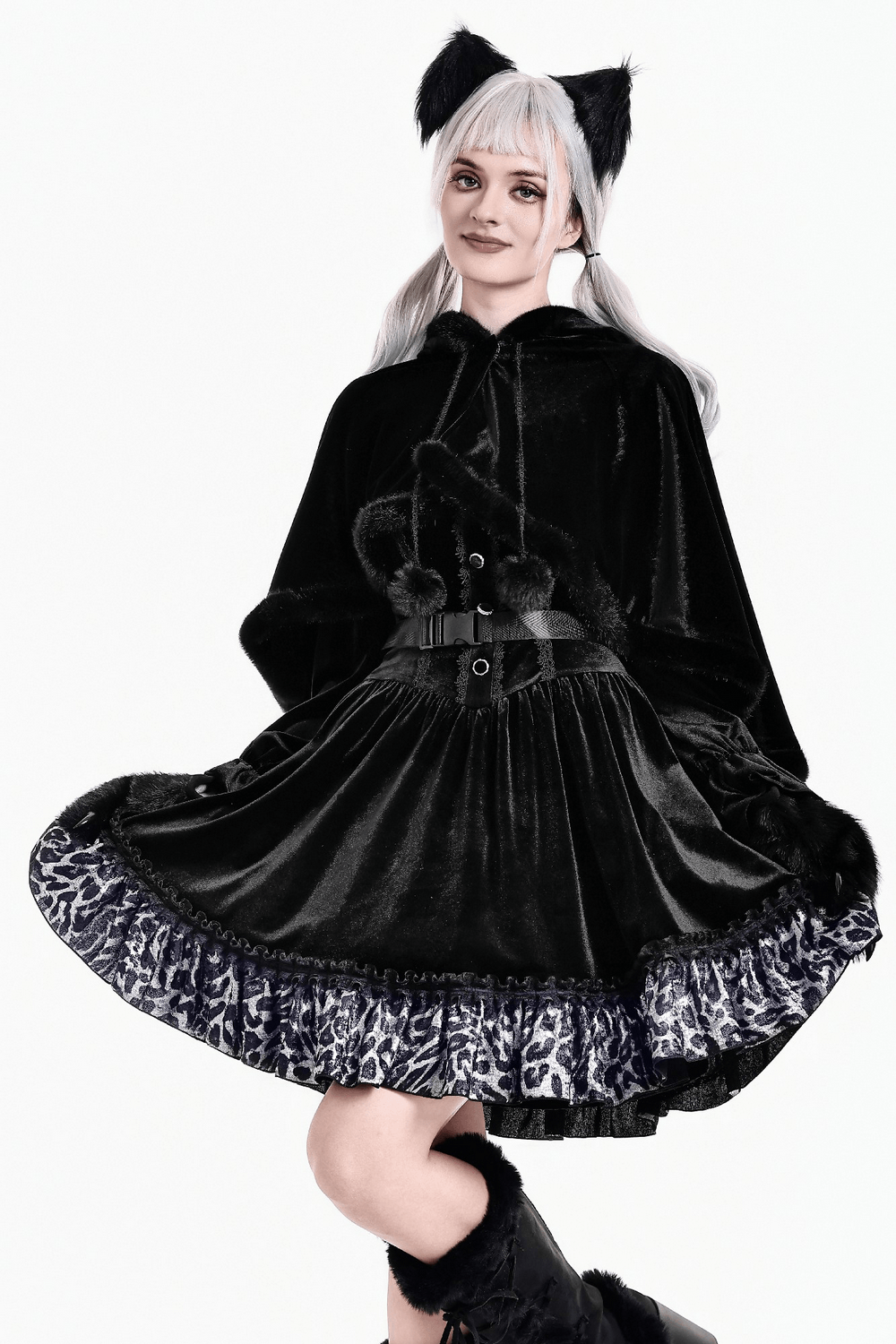 Chic Black Gothic Cat Ear Hooded Cape with Faux Fur Trim, plush cat ears and witchy velvet-look poncho