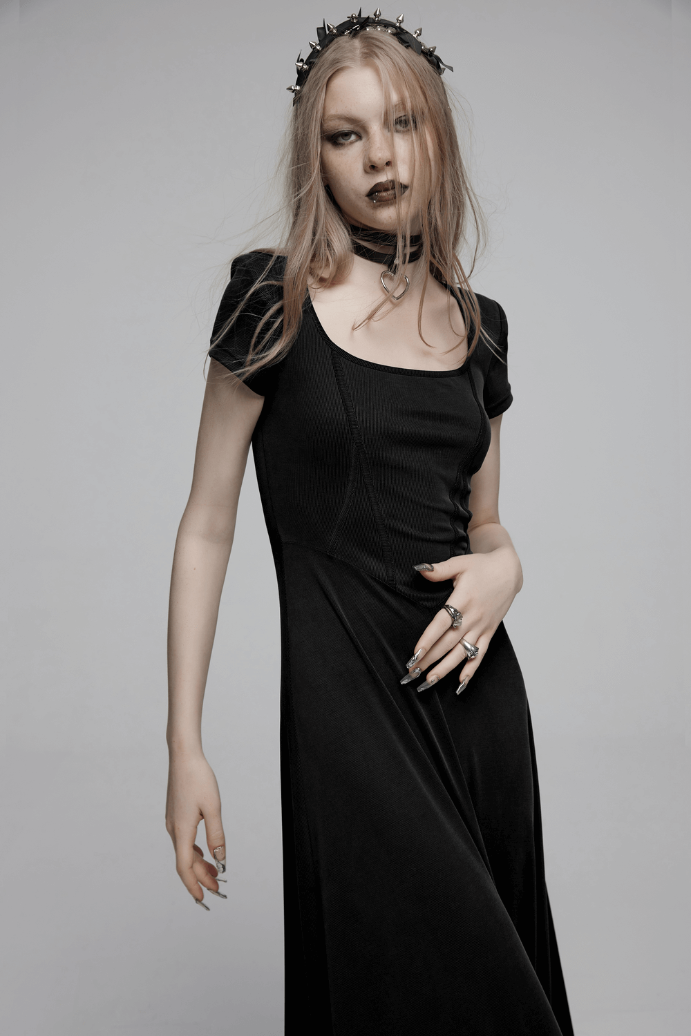 Chic Gothic Black A-Line Full-Length Evening Dress