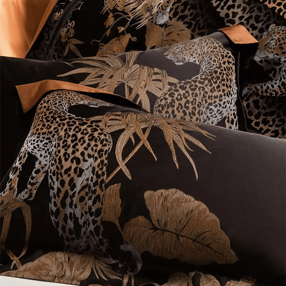 Chic Leopard Jacquard Egyptian Cotton Bedding Set