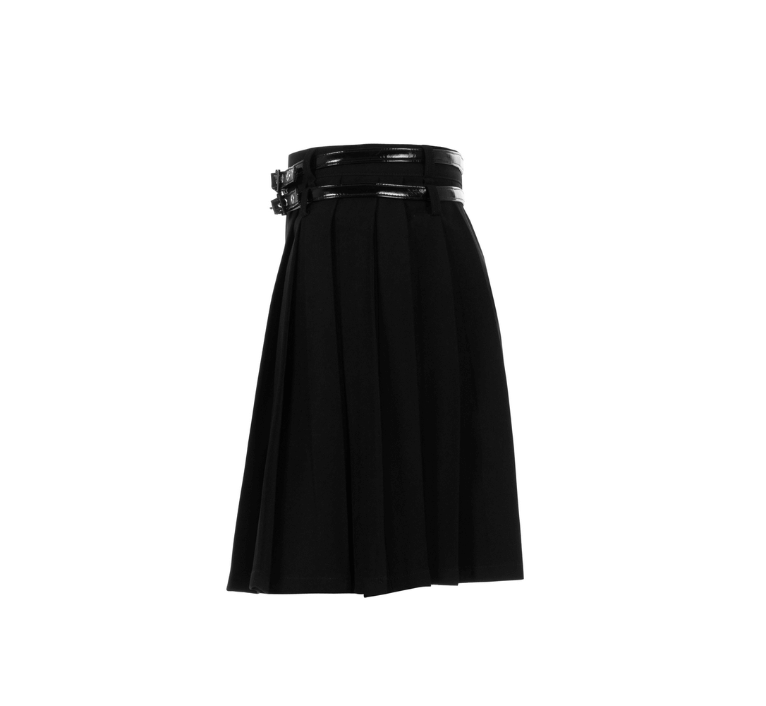 Chic A-line pleated skirt with detachable belt and pendant, perfect for a stylish silhouette.