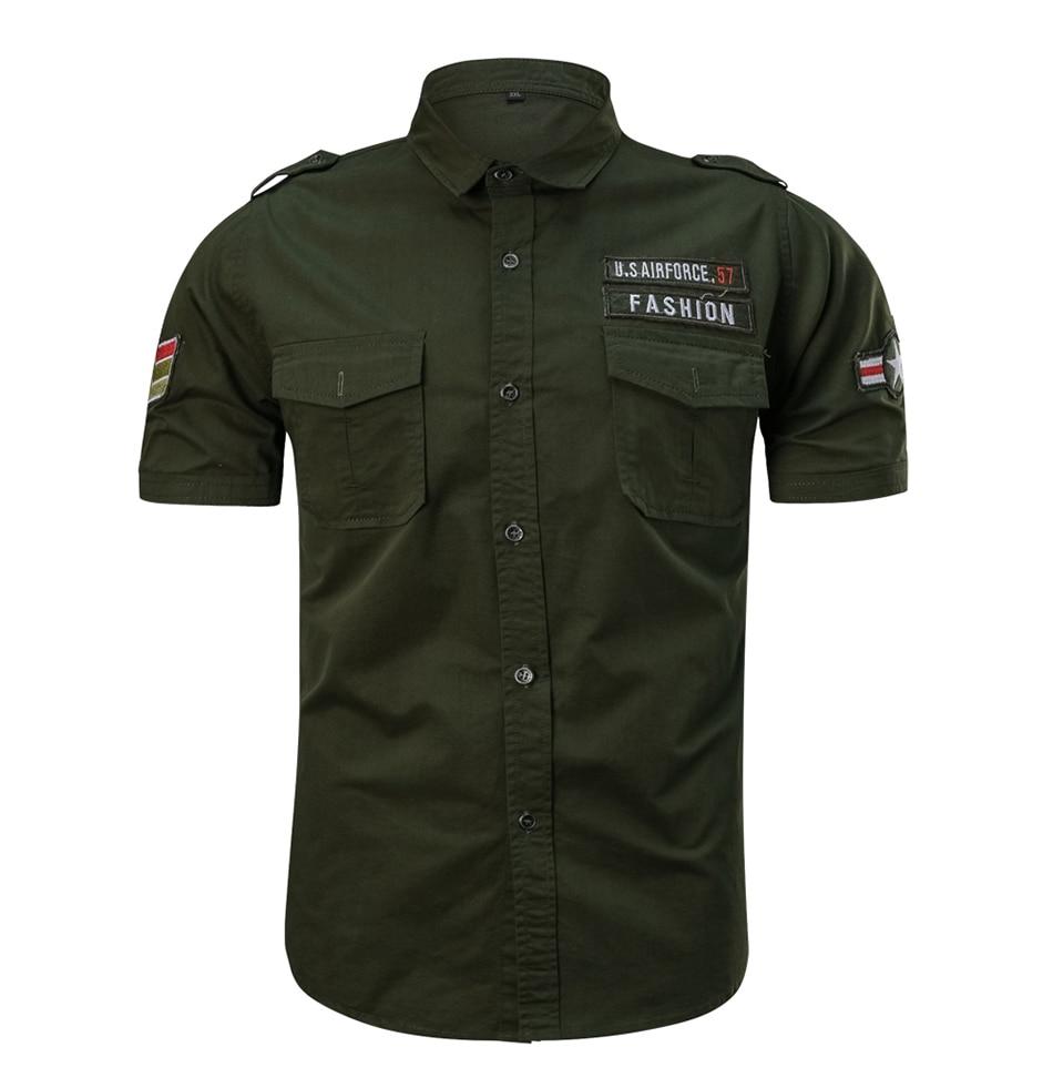 Casual military button-up shirt in olive green, featuring pockets and shoulder epaulets for alternative fashion.