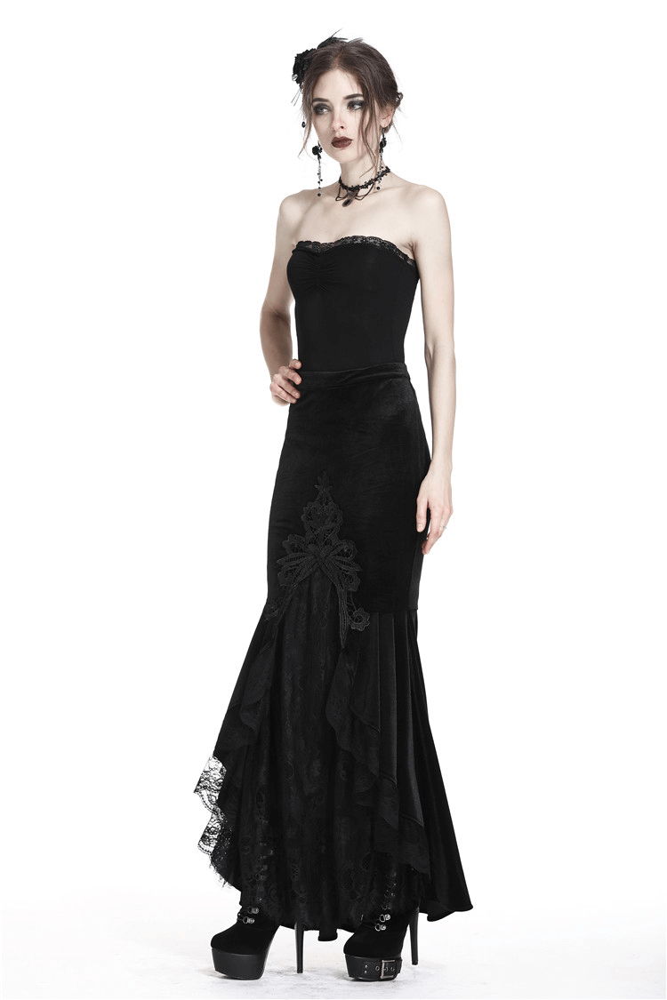 Dark Gothic velvet fishtail skirt with lace hem, perfect for a dramatic, romantic look in alternative fashion.
