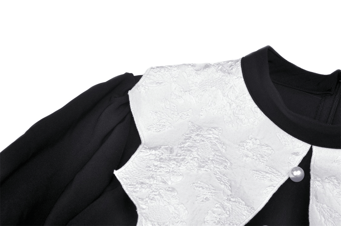 Dark Lolita Bat Print Dress with White Collar and Cuffs
