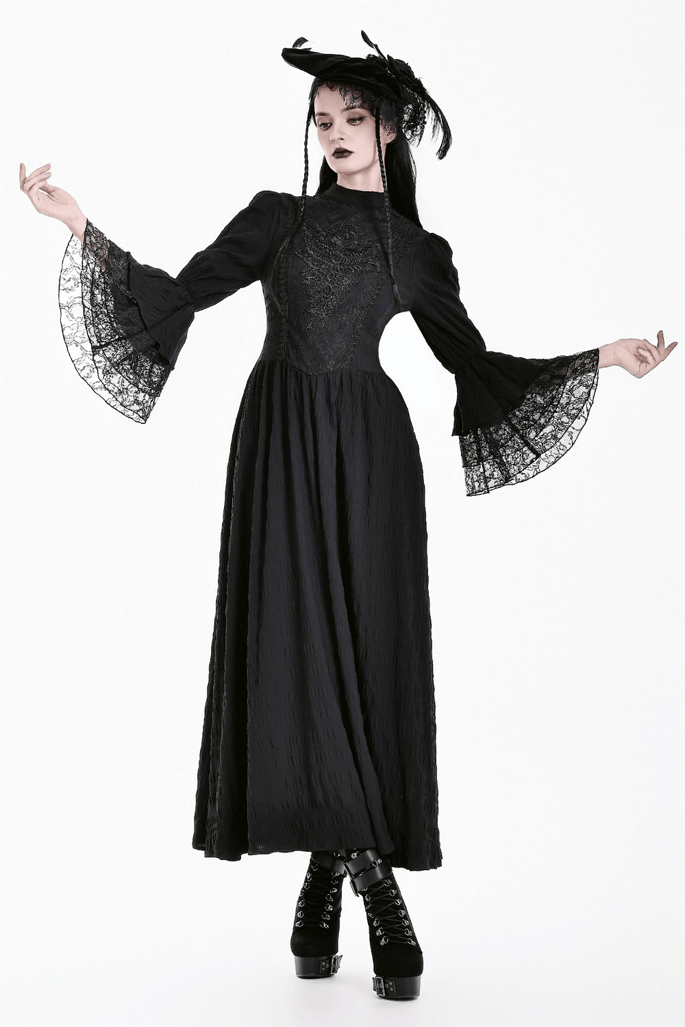 Robe longue spectaculaire avec corsage en dentelle et poignets évasés