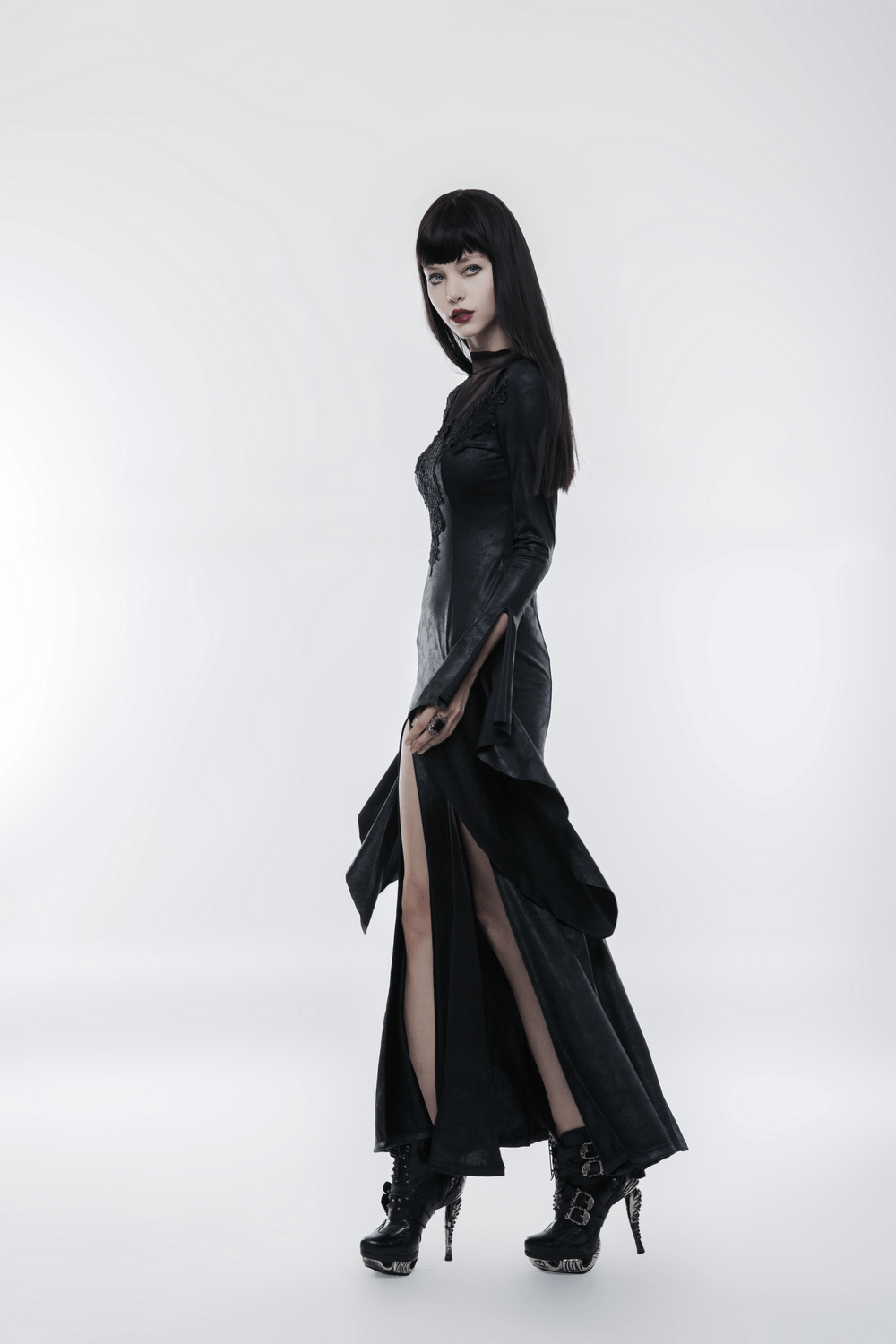 Elegant Black Gothic Witch Dress with High Slit and Lace Details, perfect for a sultry and spooky look.