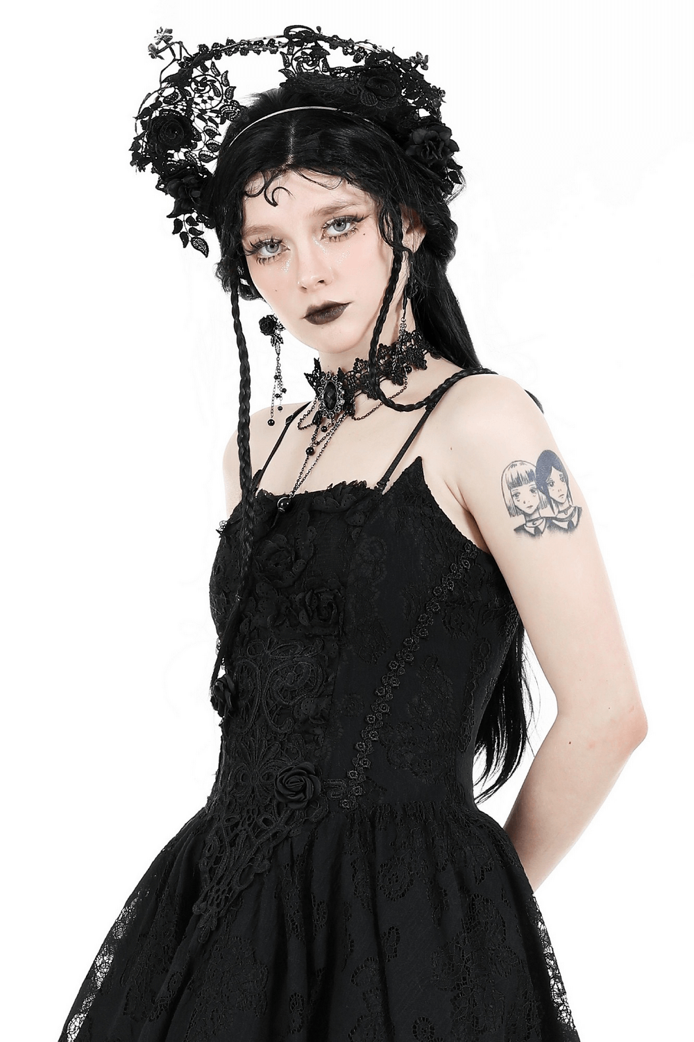 Elegant Female Lace Choker with Silver Cross Pendant