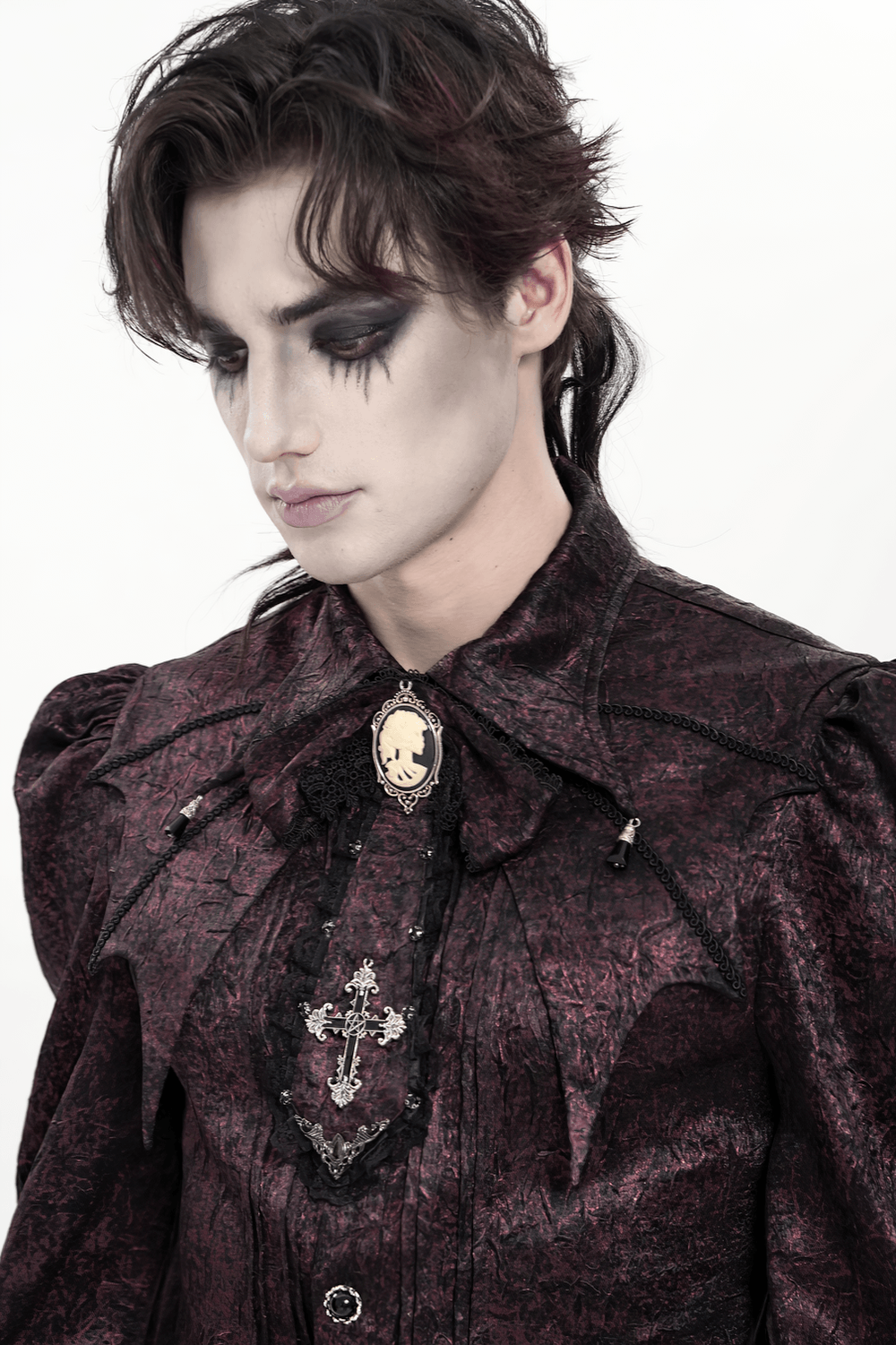 Elegant Gothic Cameo Cross Lace Cravat Neckwear worn by a model showcasing Victorian style with intricate lace and a cameo brooch.