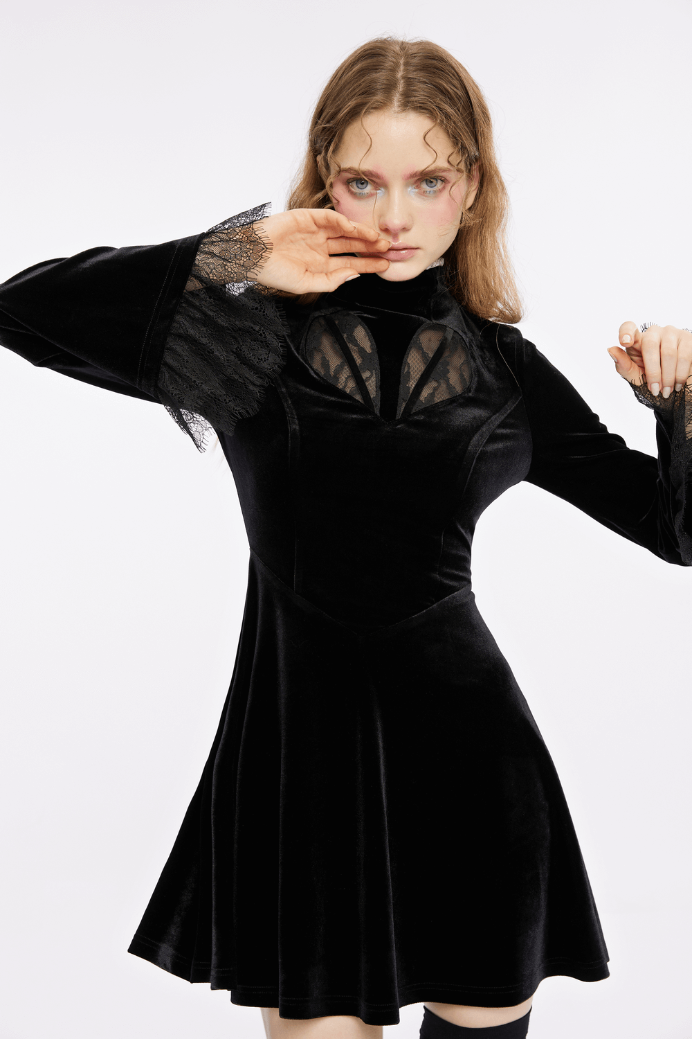 Elegant Gothic Dark Night Vines Velvet Dress - Black