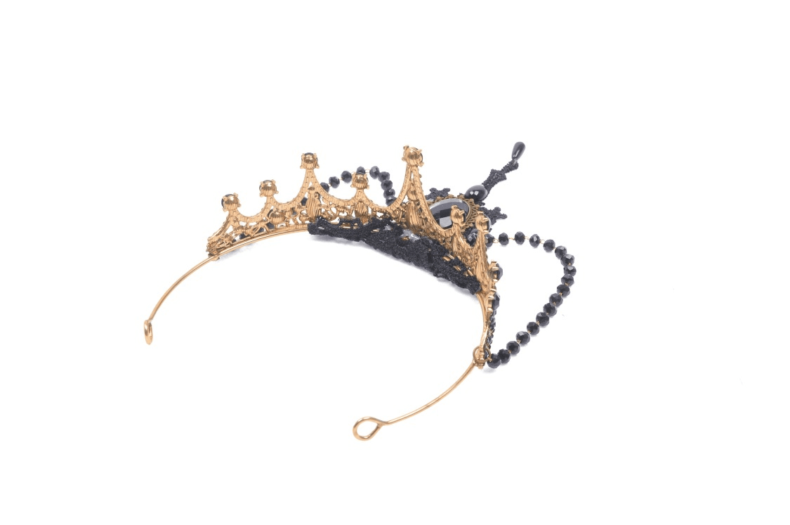 Elegant Gothic Gold Crown With Black Beads And Lace