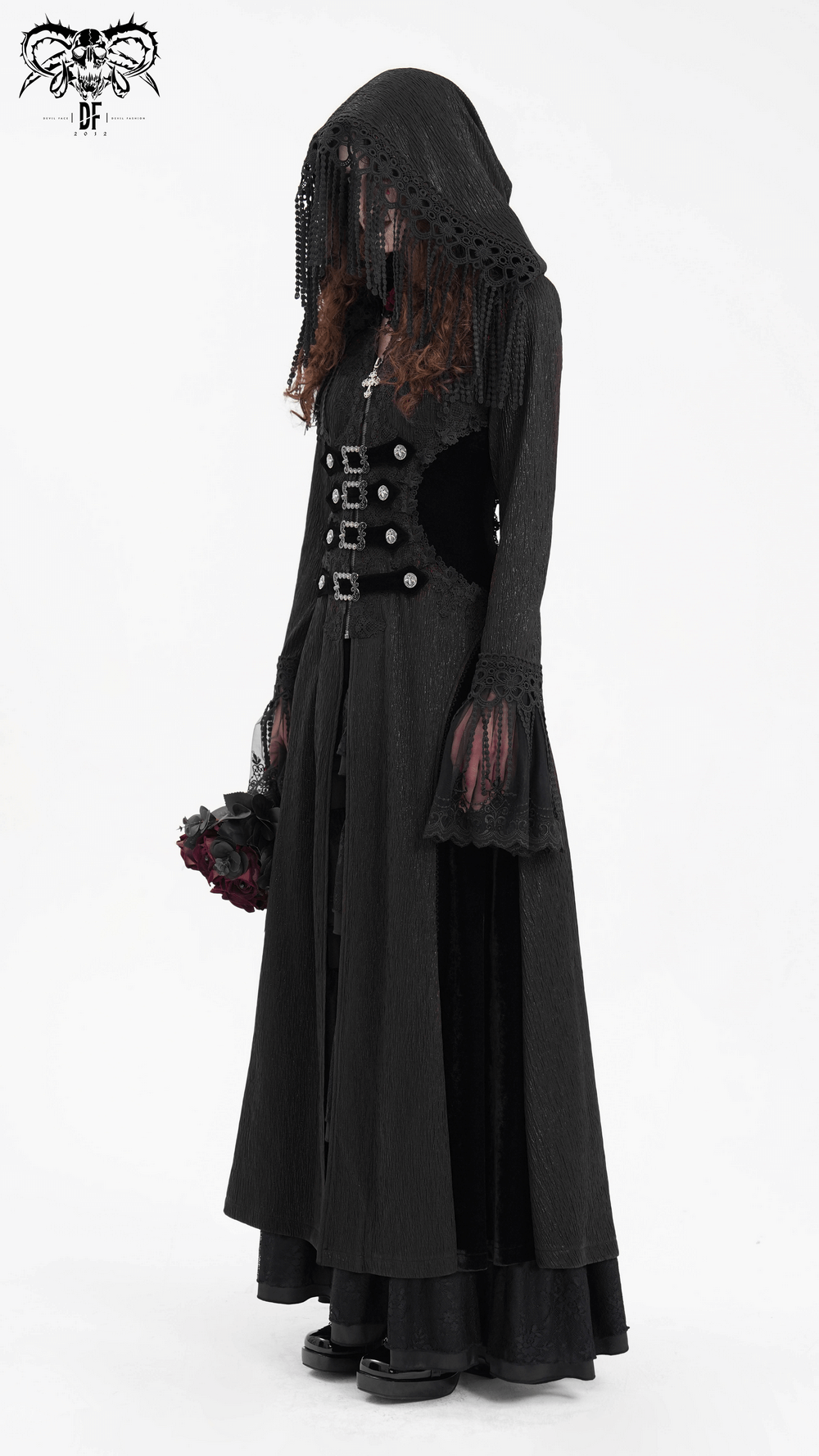 Elegant Gothic hooded cape with lace and metal detailing, embodying Victorian-inspired dark fashion.