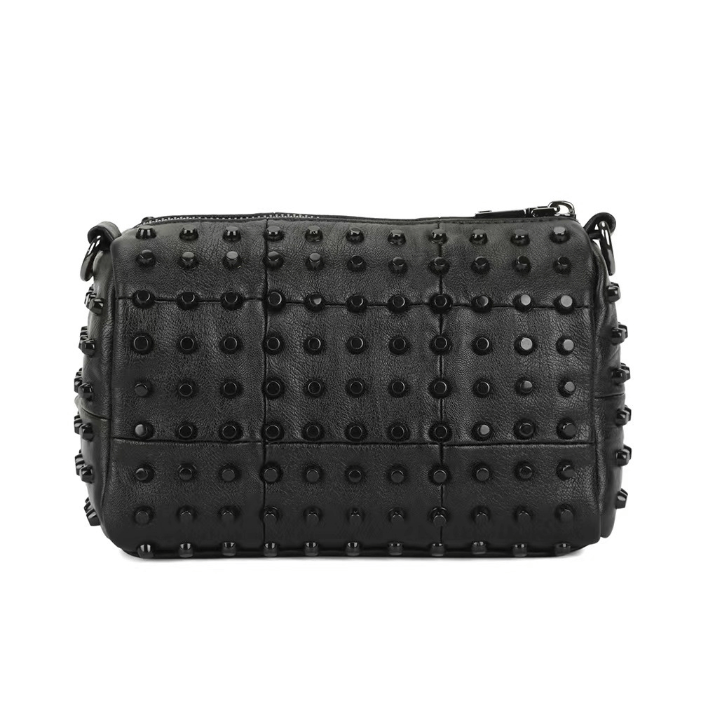 Elegant Gothic Style Women's Shoulder Bag with Rivets and Chain - HARD'N'HEAVY