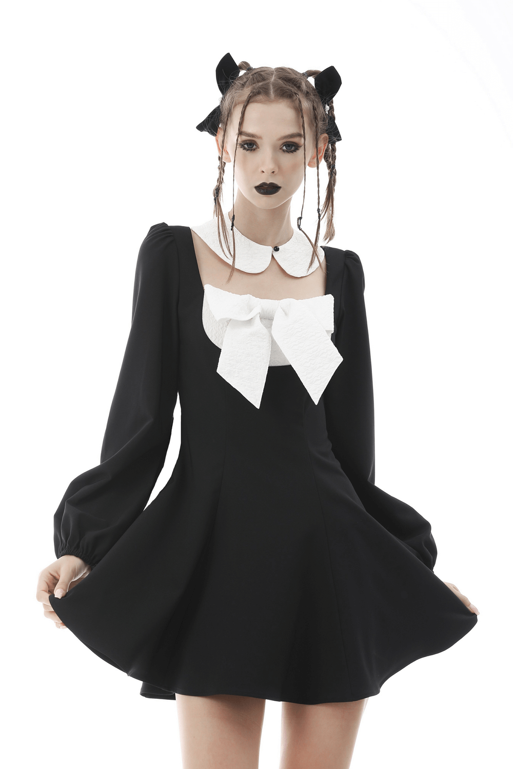 Elegant Lolita Black Dress with White Bowknot and Collar