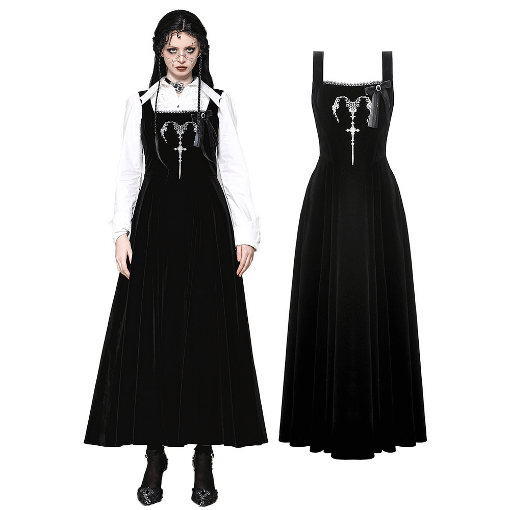Enchanting black long gothic dress with lace-up back, perfect for striking appearances at any event.