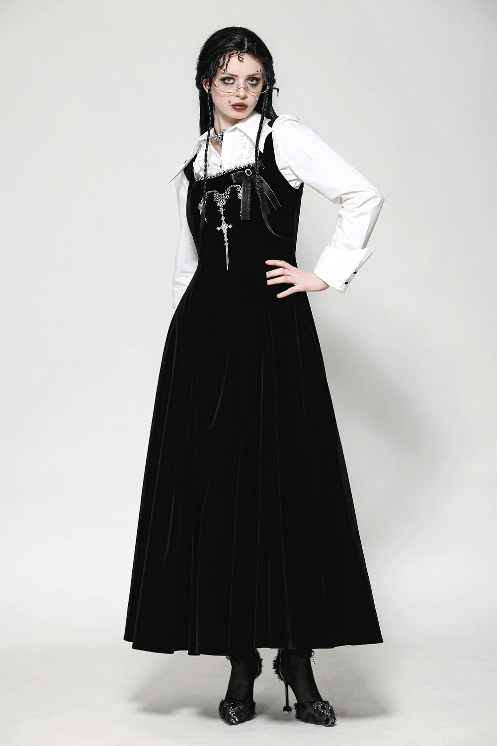 Gothic black long dress with lace-up back, stylish velvet fabric, perfect for any event.