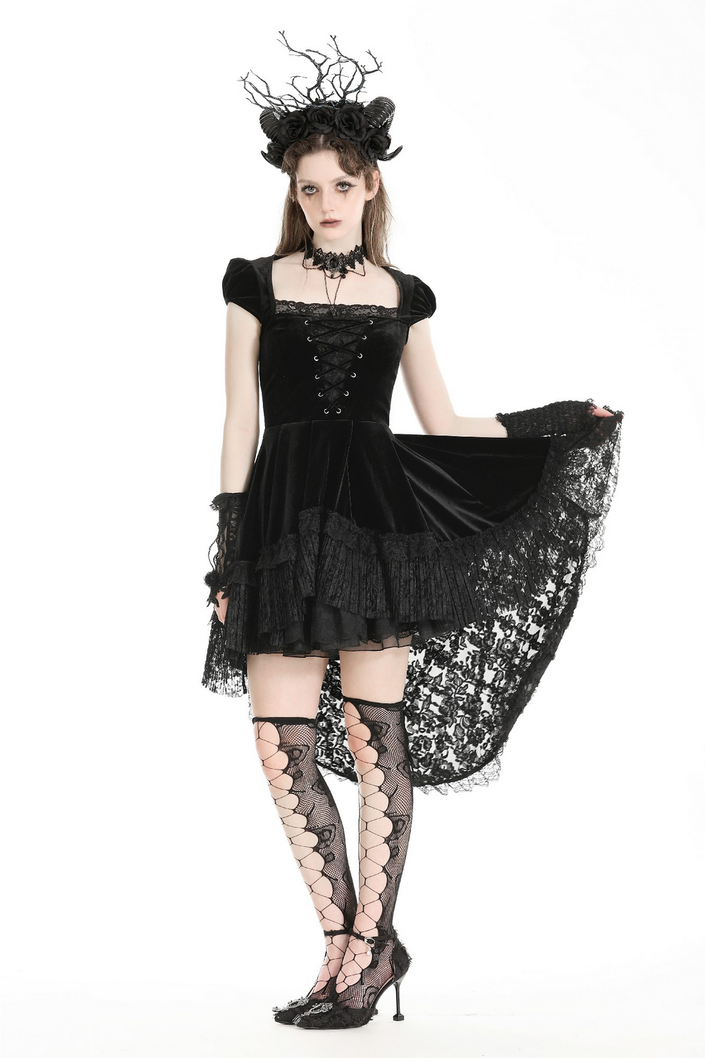 Exquisite Swallowtail Dress with Lace and Shell-Sleeves