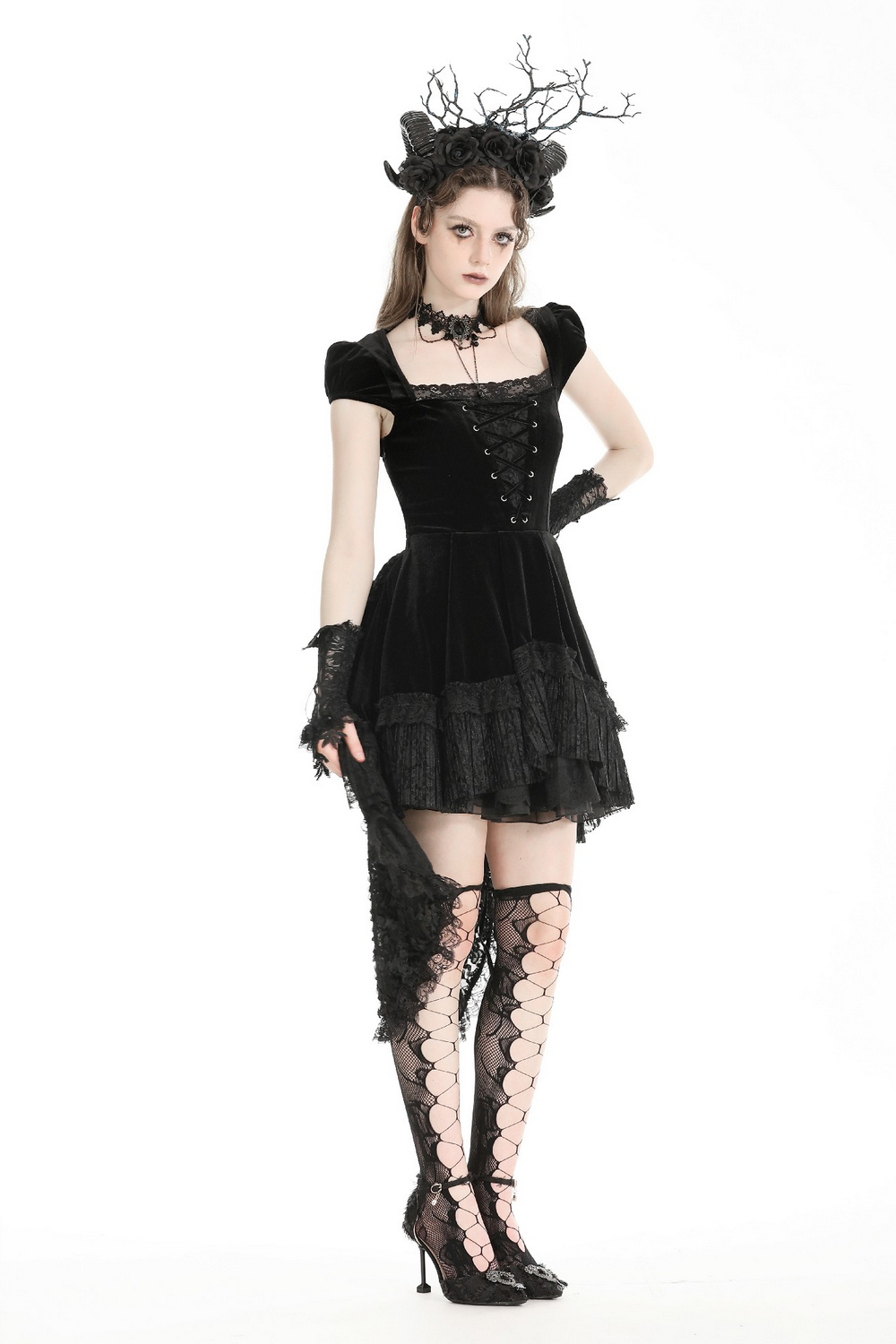 Exquisite Swallowtail Dress with Lace and Shell-Sleeves