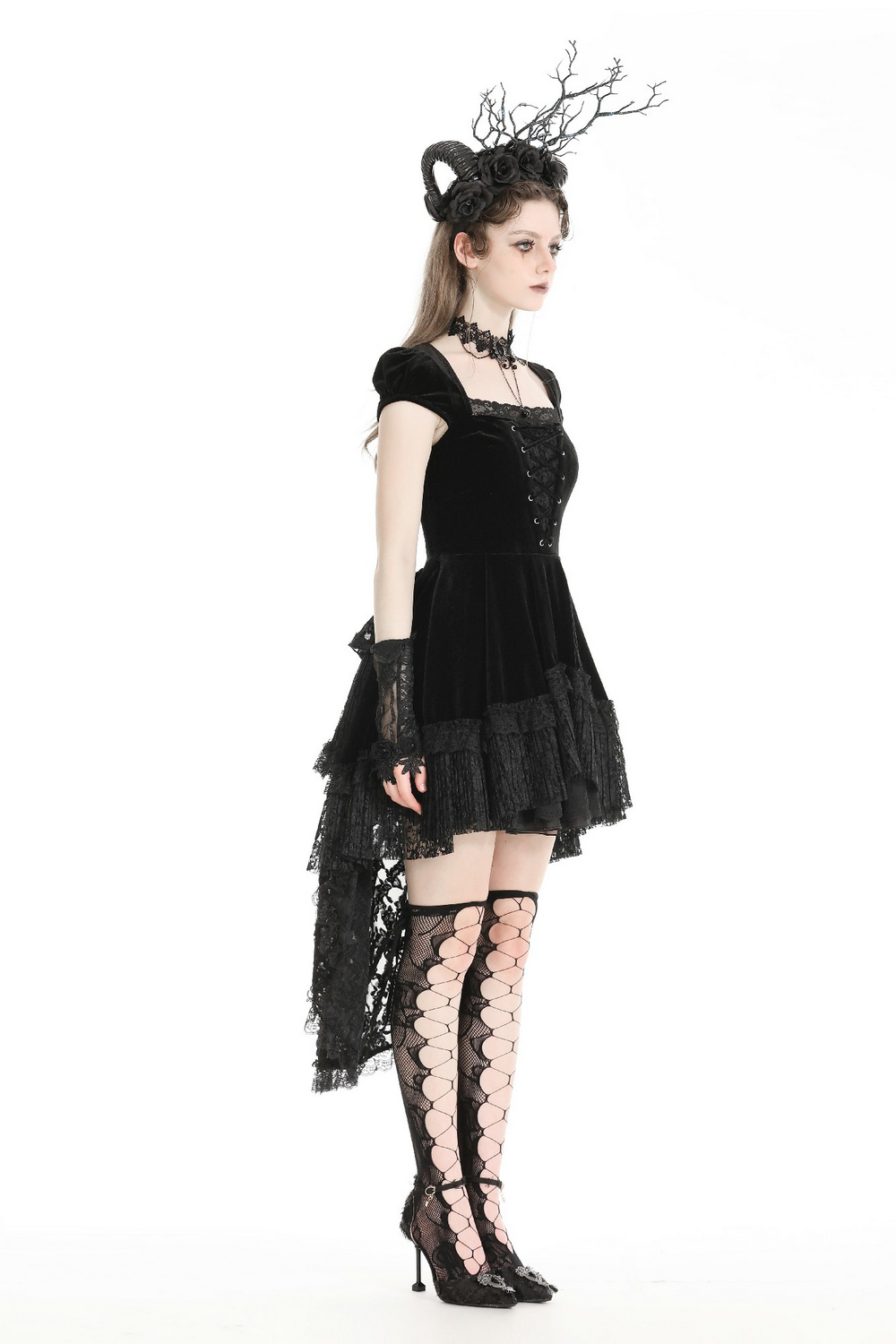 Exquisite Swallowtail Dress with Lace and Shell-Sleeves