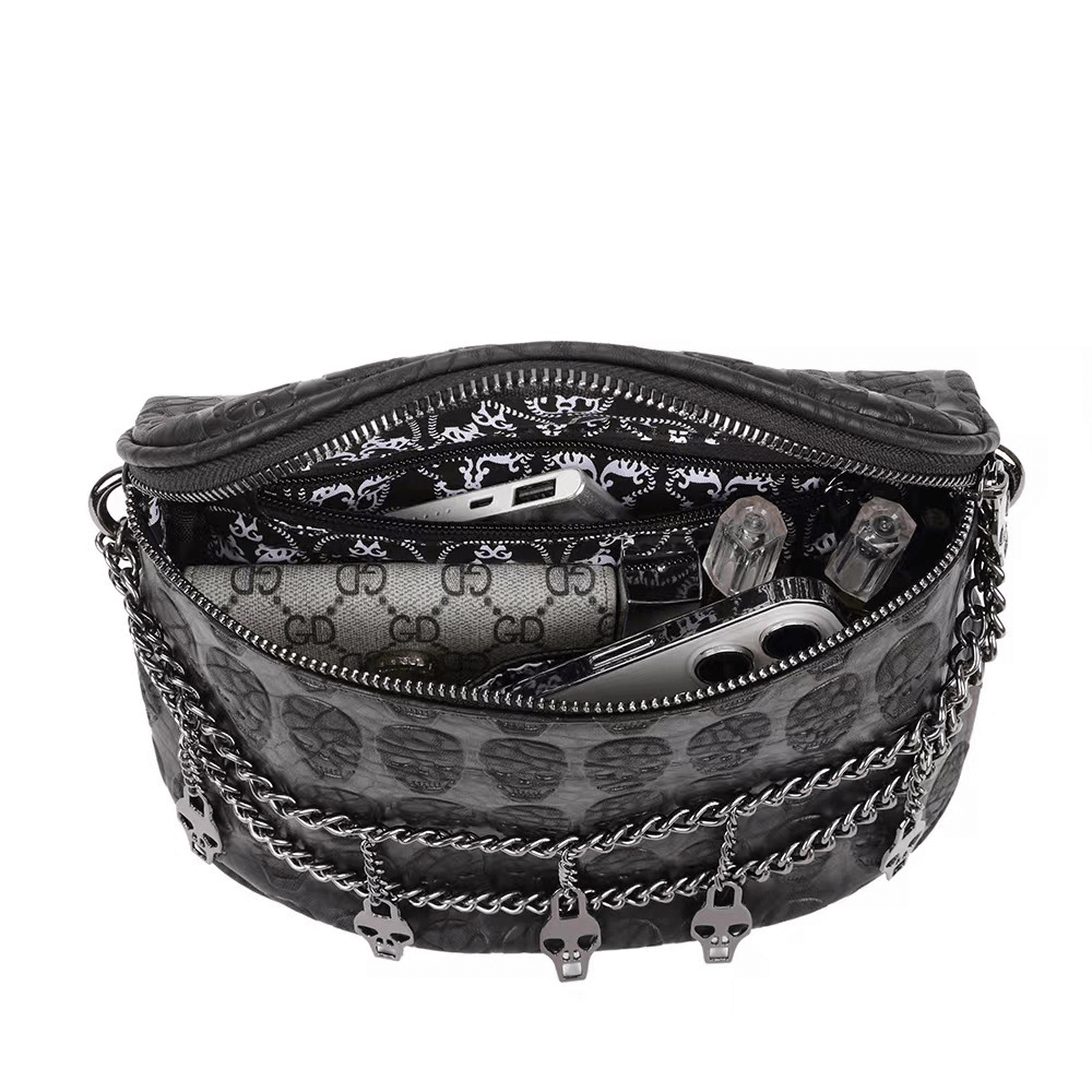 Fashion Crossbody Bag with Chain and Skulls / Ladies Gothic Accessories - HARD'N'HEAVY