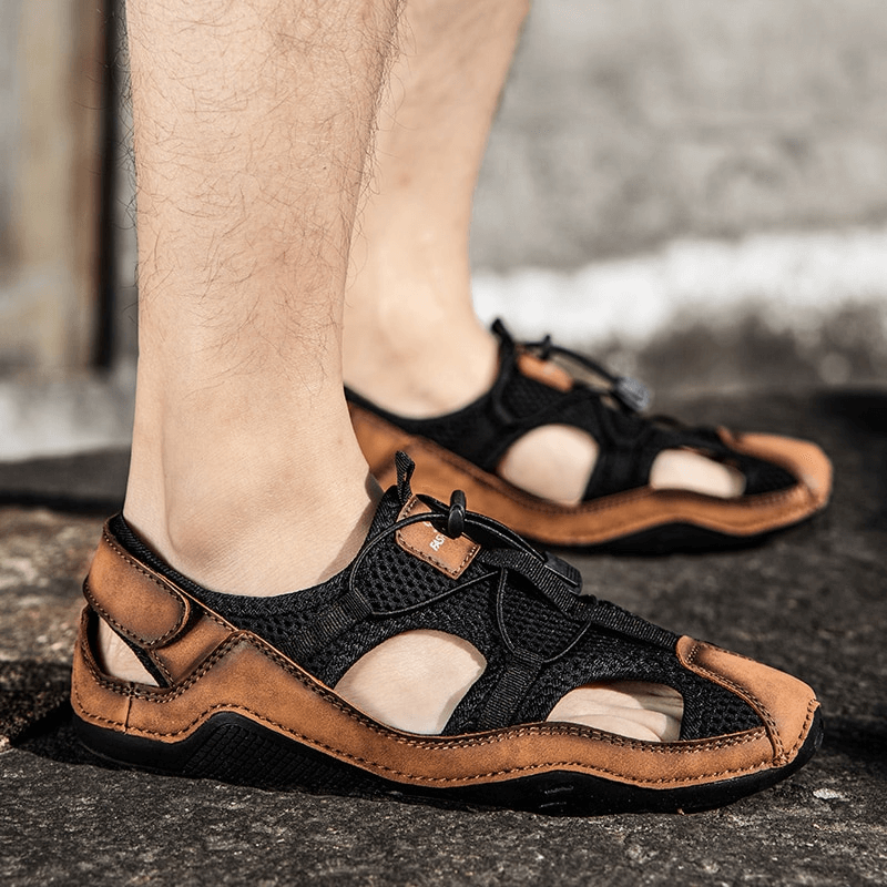 Men's non-slip leather sandals featuring breathable design and stylish color for outdoor activities.