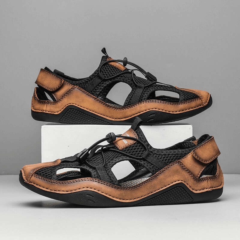 Fashionable outdoor non-slip leather sandals for men in stylish black and brown design.