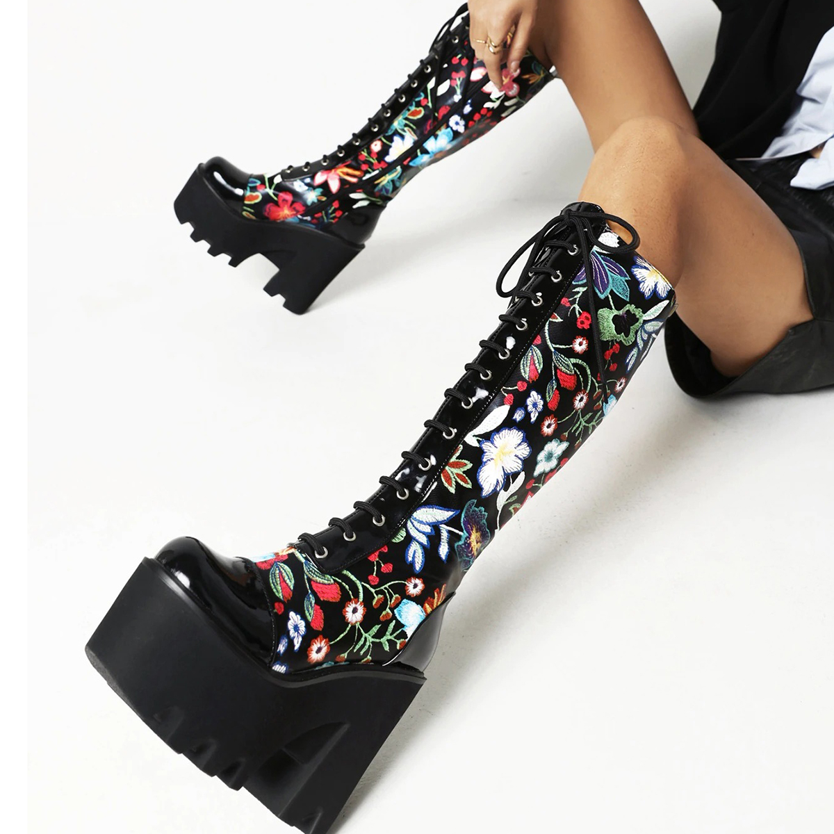 Fashion Women's Waterproof Platform Shoes / Punk Style Flower Design Ankle Boots - HARD'N'HEAVY