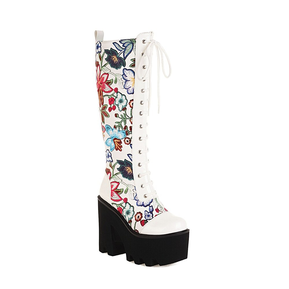 Fashion Women's Waterproof Platform Shoes / Punk Style Flower Design Ankle Boots - HARD'N'HEAVY