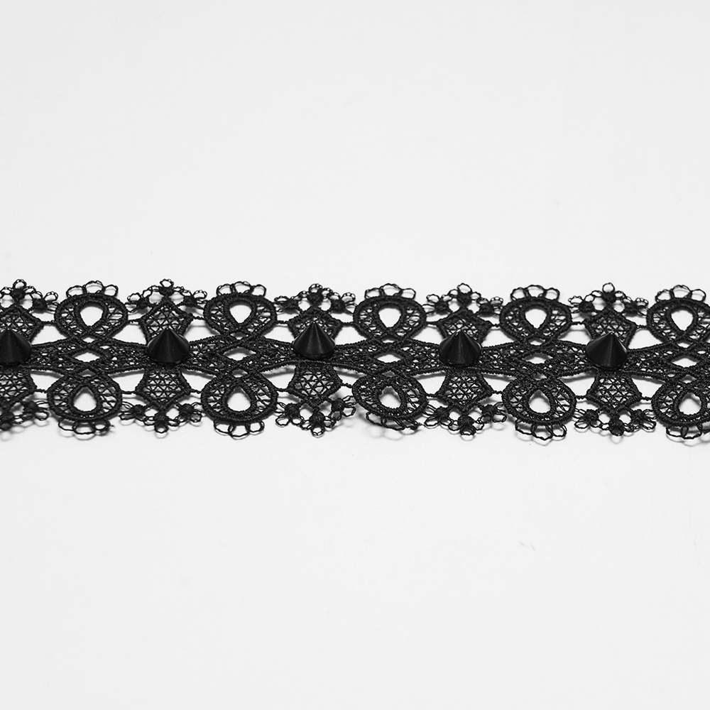 Female Gothic Lace Choker with Black Spike Stud showcasing intricate lace and pointed accents.