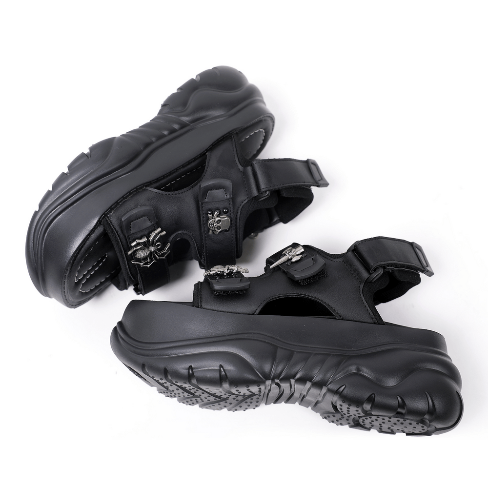 Gothic-Plateausandalen für Damen mit Spinnenanhängern