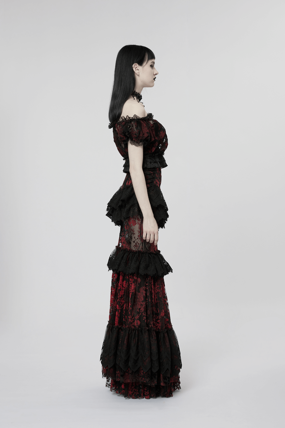 Gothic floral layered lace fishtail skirt for women in red and black, highlighting a mysterious romantic style.