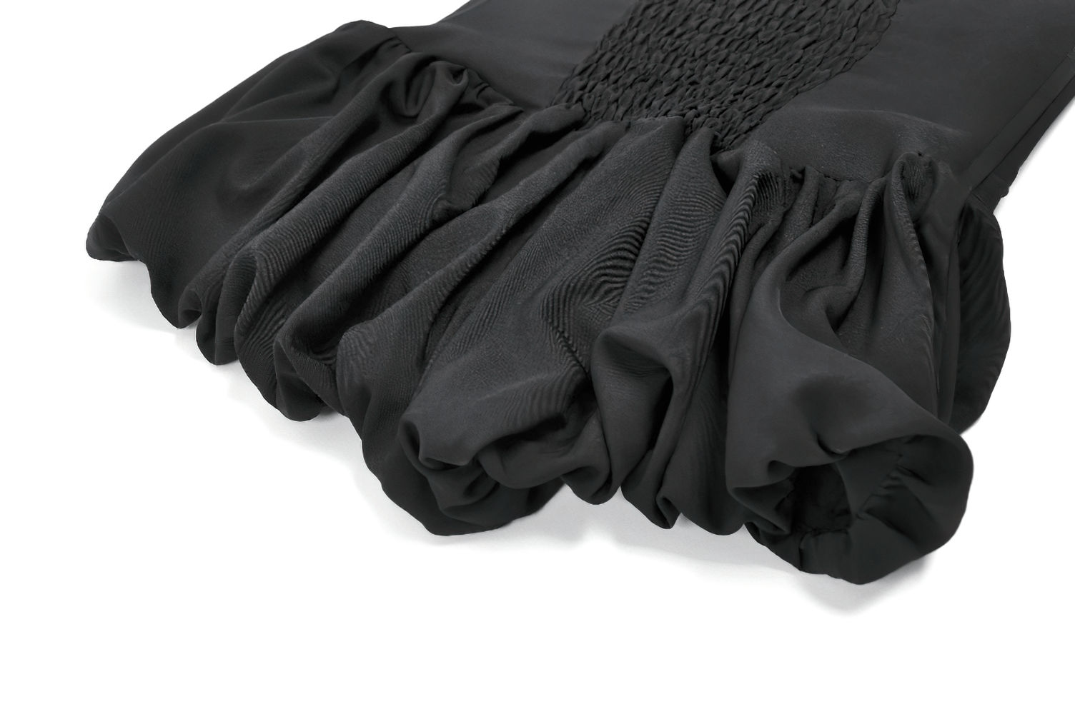 Goth High Waist Corset Balloon Shorts with Zipper close-up, showcasing the dramatic bubble bustle hem and rear smocked panel.