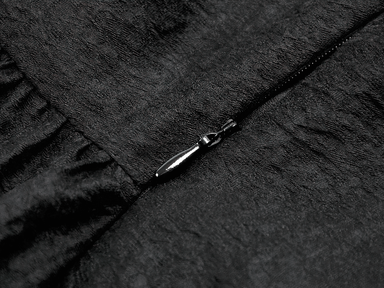 Close-up of the zipper detail on the Gothic Black Lace Medieval Dress with Corset Detail, showcasing elegant craftsmanship.