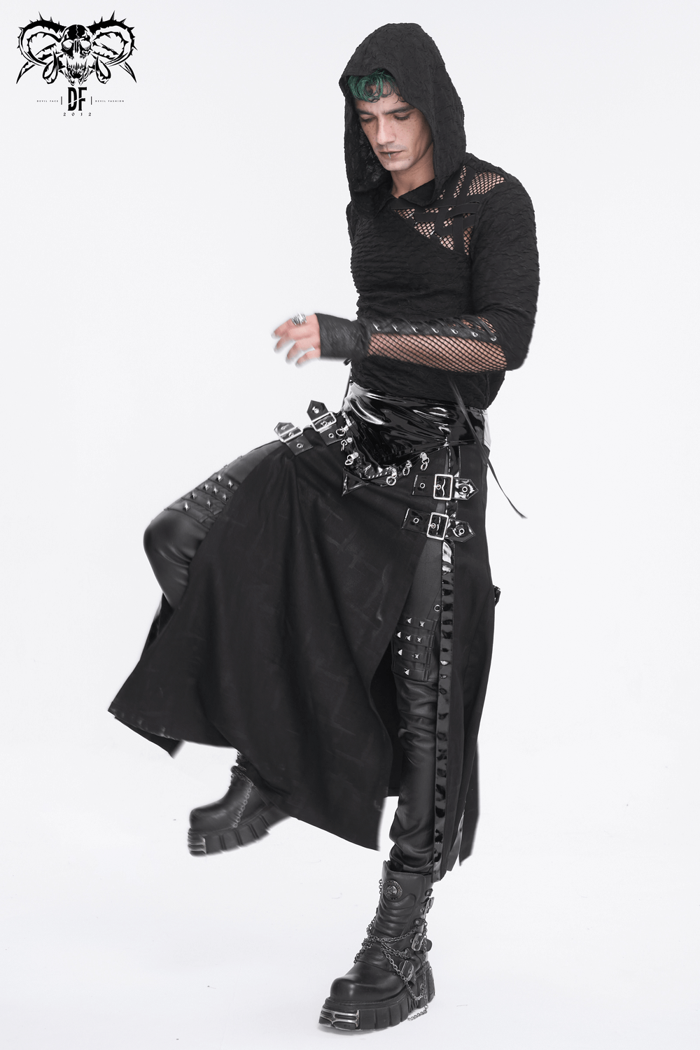 Gothic Faux Leather Kilt Skirt with Chains and Buckles - HARD'N'HEAVY