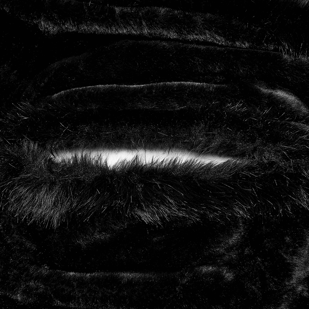Close-up of soft faux fur trim highlighting the Gothic Hooded Cloak with Faux Fur Trim for Women.